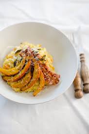 Kurbisrisotto Mit Bacon Und Frittiertem Salbei Dreierlei Liebelei Rezepte Kurbisrisotto Leckeres Essen