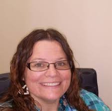 These aren't your boring old orange slices. They're Screwdriver Shots! 🍊🥃  👨‍🍳: @nicolemcmom #jelloshots #shots #screwdriver #oranges #orangerecipes