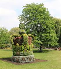 The Floral Crown In St James S Park Plants St James Park London Plant Life