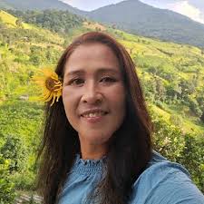 These are pictures from last fall. The rainbow seems too bring great joy  too most people. Lately I have noticed that some of my connections are  struggling thier words seem too haunt