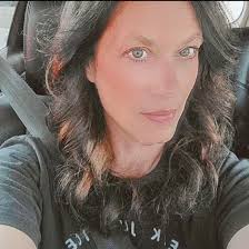 What churches in Lake Havasu have a youth group for teenagers?