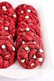 Red velvet crinkle cookies are thick and fudgy with just a hint of cocoa flavor. Aneka Resepi Raya Resepi Biskut Raya Red Velvet Cookies White Chocolate Chip Cookies Chocolate Chip Cookies Desserts