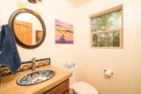 Search for new home communities in pacific palisades near los angeles, california with newhomesource, the expert in pacific palisades new home communities and pacific palisades. 75 Gastetoiletten Mit Terrakottafliesen Ideen Bilder Juli 2021 Houzz De
