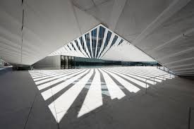 Selon nos données, nous affichons parfois le profil complet du joueur (photo, date de naissance, age, taille, club actuel, poste). Edp Headquarters Aires Mateus Archdaily