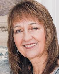 Amber Shepherd's Instagram, Twitter & Facebook