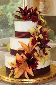 Pin By Heather Heider On Pastrygirl S Dessert Pictures Fresh Flower Cake Fall Wedding Cakes Fall Wedding Flowers