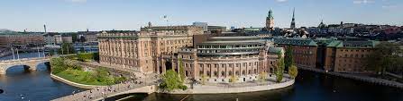 Svenska folket bestämmer genom att välja vilka som ska sitta i riksdagen och leda landet. Sveriges Riksdag Jobs Linkedin