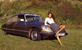 Post Anything From Anywhere Customize Everything And Find And Follow What You Love Create Your Own Tumblr Blog Today Citroen Ds Voiture Francaise Voiture