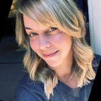 Rebecca Yeaman's Instagram, Twitter & Facebook