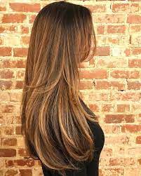 33 Beautiful Stunning Long Layered Hairstyles 2018 Hair Styles Long Layered Hair Bombshell Hair