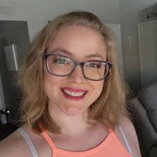 🎬Rosemary's Baby (1968) Rosemary Woodhouse was young, hopeful, and in  love. When she and her husband, Guy, moved into an old New York City  apartment building called the Bramford, it felt like