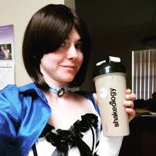 Cortney Reed's Instagram, Twitter & Facebook