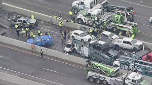 The pileup was reported around 6:00am. Raw Aerial Footage Of Deadly 75 100 Vehicle Pileup Crash On I 35w In Fort Worth Wfaa Com