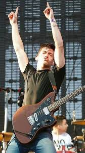 Pin By Ara M On Alex Turner Arctic Monkeys Alex Turner The Last Shadow Puppets