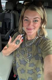 Fabulous top and jewelry from one24 boutique