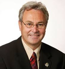 Andre Jolicoeur's Instagram, Twitter & Facebook