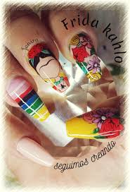 Unas Frida Kahlo Por Janira Castillo Unas Mexicanas Unas Patrias Disenos De Esmalte De Unas