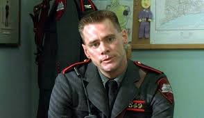 Но вот беда — он страдает раздвоением личности. Me Myself And Irene R The Movie Buff