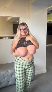 Chubby Tits - HQ Porn Pics of Big Boobs Girls ❤️ Best adult photos at  mydiv.net.ua