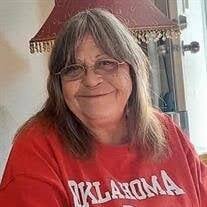 Tina Ford's Instagram, Twitter & Facebook