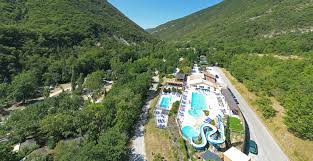 Camping Dans La Drome Provencale Avec Piscine La Source Du Jabron