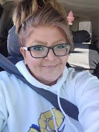 Hello my name is Nicole I'm 37 I live in the USA state of Florida. I'm  happily married with four kids. I'm looking to find a friend to talk with I  will