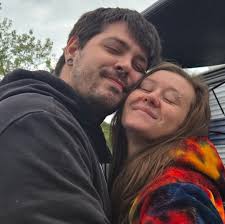 Where are good locations for trick-or-treating in Roseville, Michigan