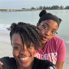 Kelli Hinton (@mommydaughteradventrs) • Instagram photos and videos