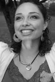 Kelsey Hutchinson's Instagram, Twitter & Facebook