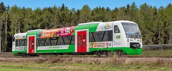 Direkt am bahnhof erhalten sie durch große anzeigetafeln die möglichkeit herauszufinden, auf welchem gleis und zu welcher zeit ihre reise beginnt. Erfurter Bahn Kommt Gut An
