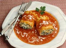 Cuire Les Lasagnes Selon Les Instructions Figurant Sur L Emballage Combiner Les Trois Fromages Avec Les Oeufs L Lasagne Roll Ups Cheese Lasagna Three Cheese