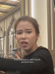 orang laper dikasi peyek 😞 #temantapimenikah #marcellaul #peyek  #suamiistri #fyp #viral #tomyum