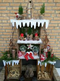 weihnachtsdeko in alten weinkisten deko weihnachten weinkisten weihnachten