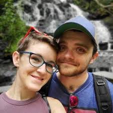 Rebecca Gibbons and Tyler Simon's Wedding Registry