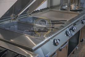 مجموعة صور من داخل إحدى مطابخ مطاعمنا مطعم صمد Samad Restaurant Facebook