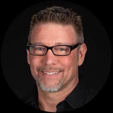 ISM Spa CEO And Leadership: Executives and Demographics