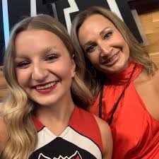 Melanie Brewer's Instagram, Twitter & Facebook