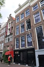 La casa de la conocida ana frank es en la actualidad un museo de los últimos años de vida de la familia frank. Casa De Ana Frank Amsterdam Anne Frank Exterior Design