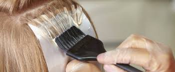 La colorazione ai capelli permette di sfoggiare la chioma come meglio si desidera, bionda, rossa, nera e così via. Novita Per Le Tinture Per Capelli Naturali La Melanina Sintetica Tutto E Conoscenza Blog News It From Bit