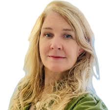 I joined Duolingo to help people understand each other, and not be afraid  of each other. So excited to be part of this kind, inspiring team!