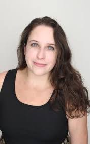 Natalie Thompson's Instagram, Twitter & Facebook