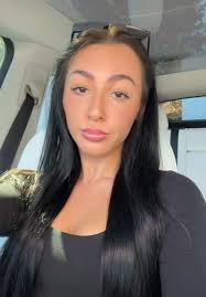 standing beside ur best friend