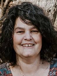 Angela Oehler's Instagram, Twitter & Facebook