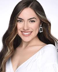 Kayla Albin's Instagram, Twitter & Facebook