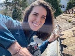 Robin Kiggins's Instagram, Twitter & Facebook