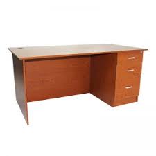 Luxuriously produced sofa using meticulously selected fine genuine leather to embrace a magnificent impression. Office Table Sapele Arpico Furniture