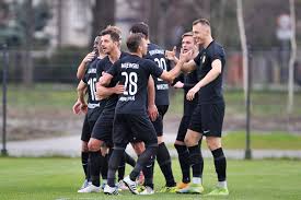 W meczu pierwszej rundy okręgowego pucharu polski druga drużyna wieczystej bez problemów uporała się z podgórzem kraków wygrywając 16:0. Byly Selekcjoner W Wieczystej Krakow To Moze Byc Fajna Przygoda