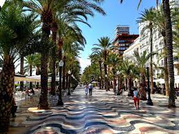 Les plages de la province d'alicante méritent d'être découvertes sans se presser. Decouvrir Alicante En 3 Jours Les Randos De Caco