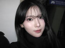 淡妝濃抹總相宜