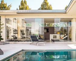 Wintergarten Balkonverbau Verglasung Ganzglaselemente Pool Haus Poolhaus Traumhaus